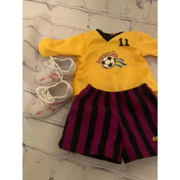 American Girl Soccer outfit - Picture 3 of 5
